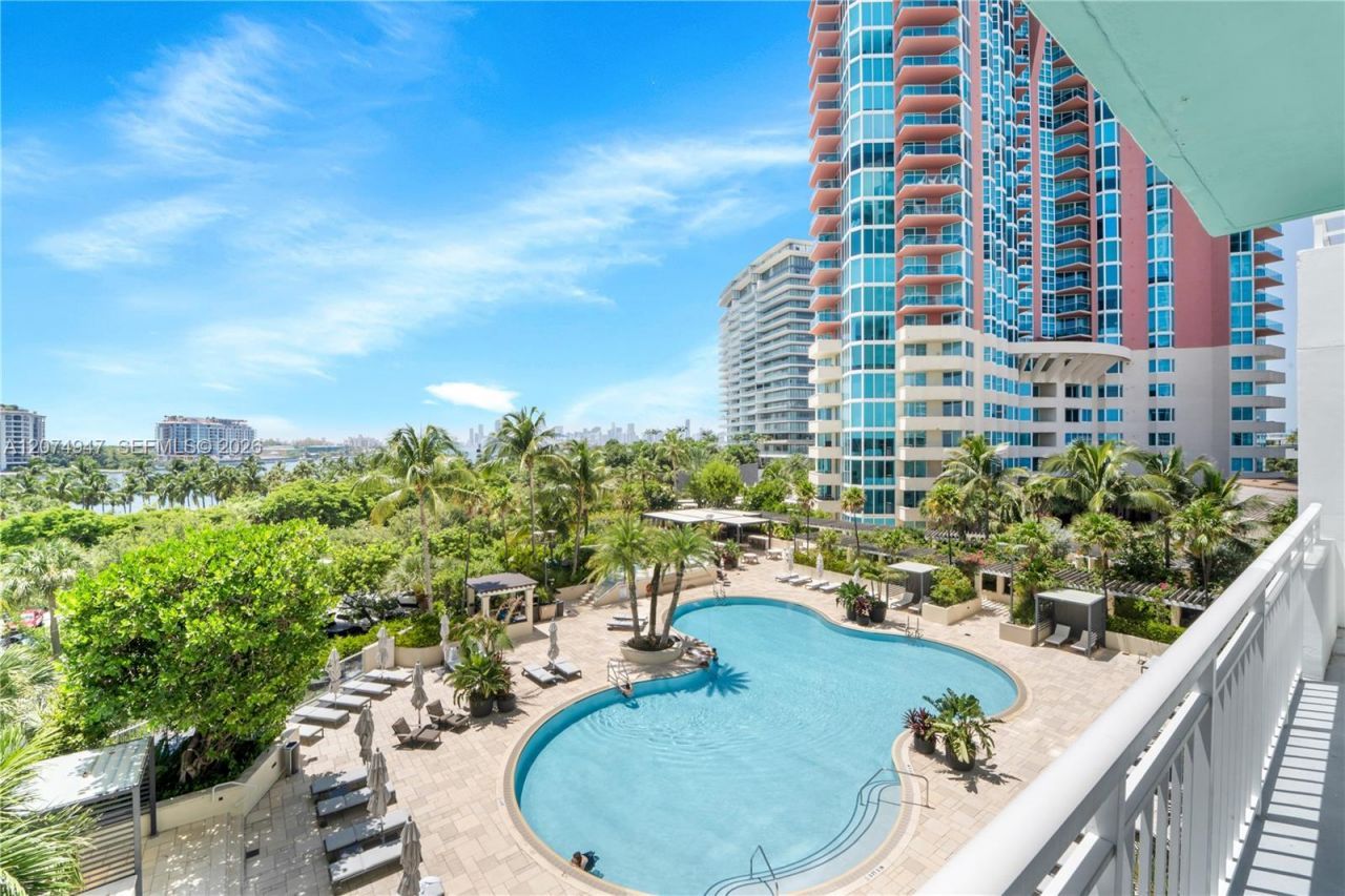 400 S Pointe Dr , Unit 505, Miami Beach, FL 33139 Photo
