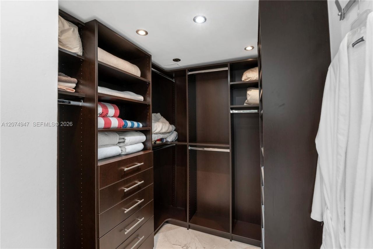 400 S Pointe Dr , Unit 505, Miami Beach, FL 33139 Photo