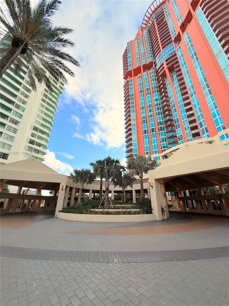 400 S Pointe Dr , Unit 505, Miami Beach, FL 33139 Photo