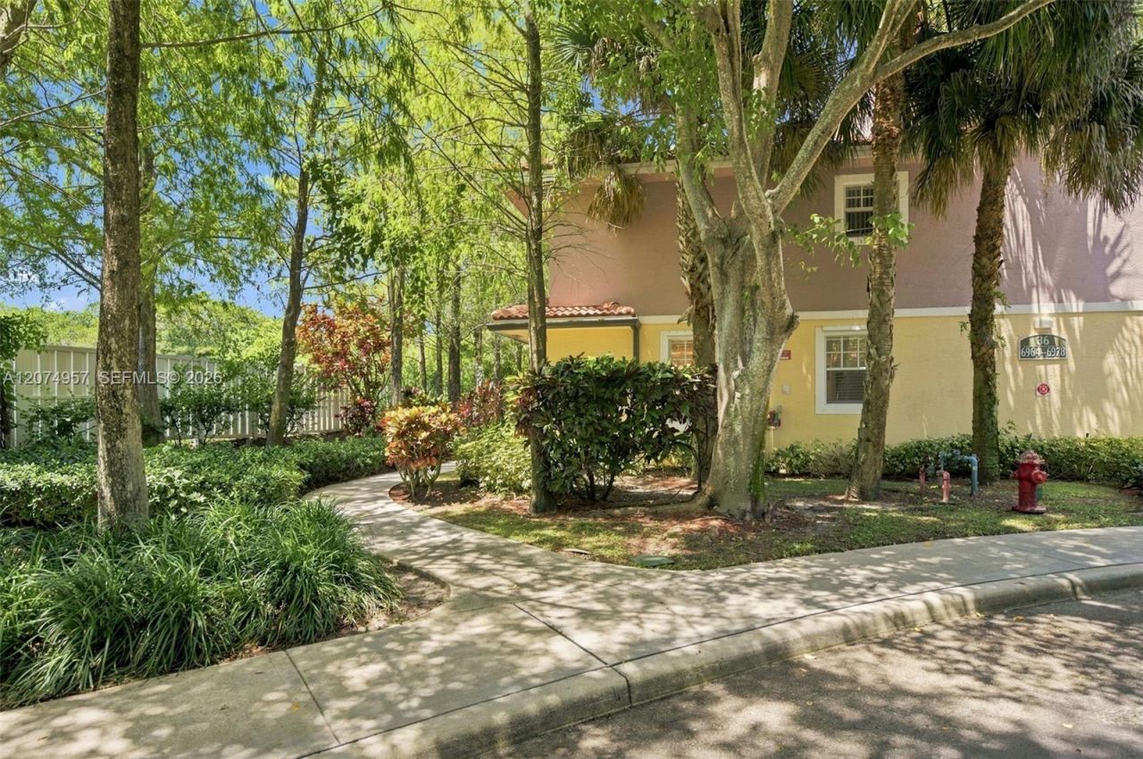 6978 W Sample Rd , Unit 6978, Coral Springs, FL 33067 Photo