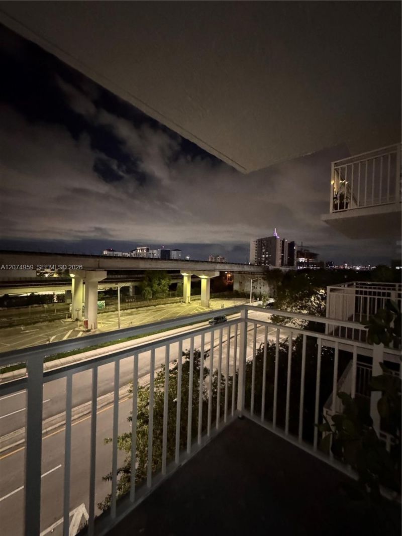 850 N Miami Ave, Unit W-506, Miami, FL 33136 Photo