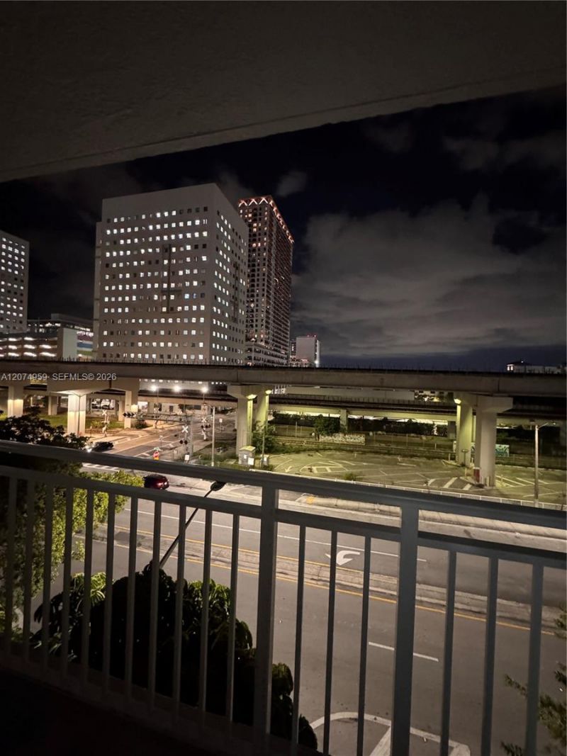 850 N Miami Ave, Unit W-506, Miami, FL 33136 Photo