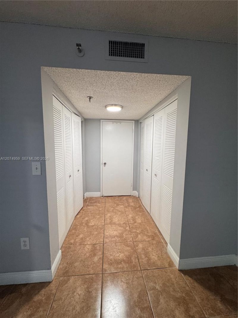 850 N Miami Ave, Unit W-506, Miami, FL 33136 Photo