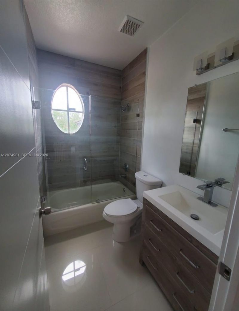 13995 SW 154th St , Unit 1, Miami, FL 33177 Photo