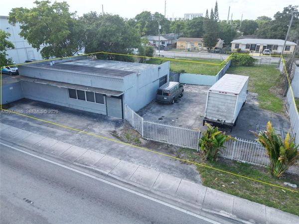 2531 NW 79th St , Miami, FL 33147
