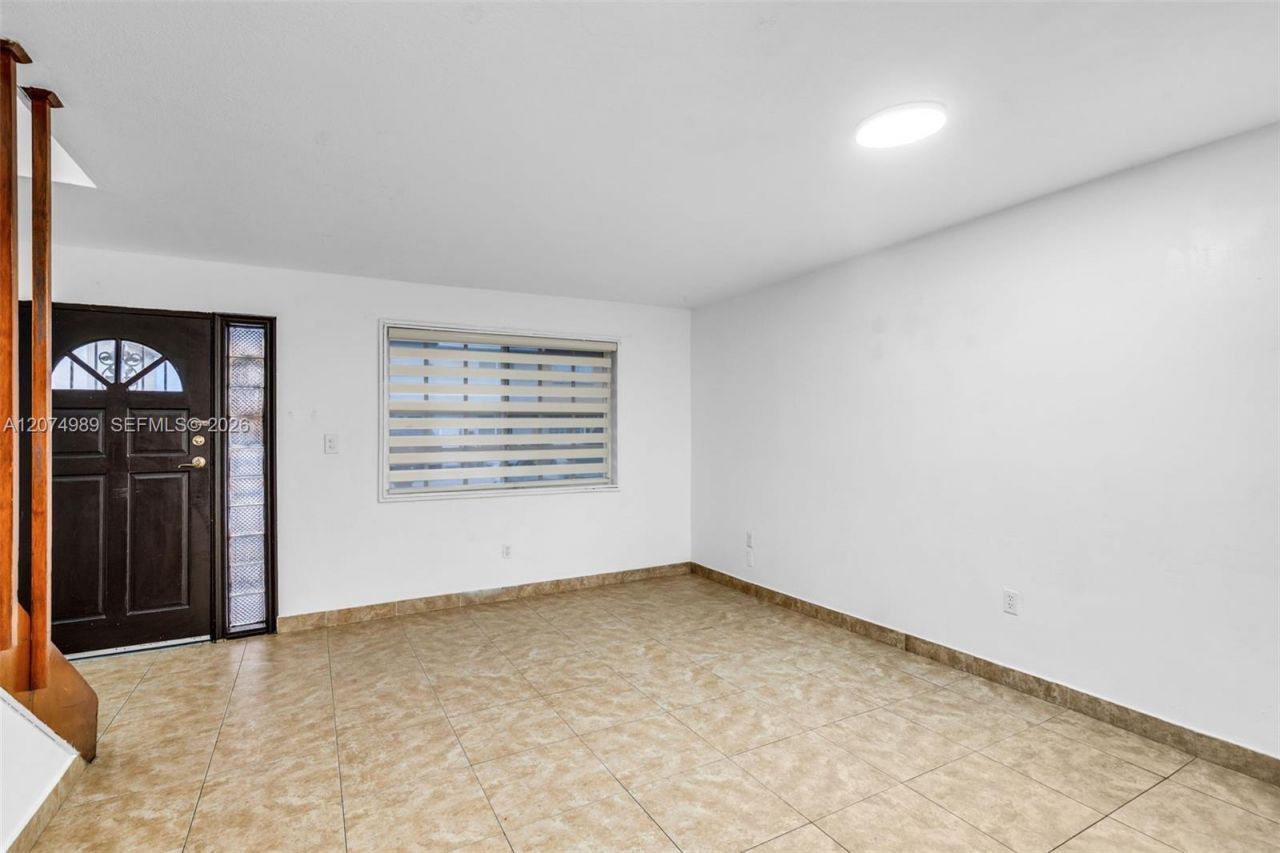 627 W 68th St, Unit 627, Hialeah, FL 33014 Photo