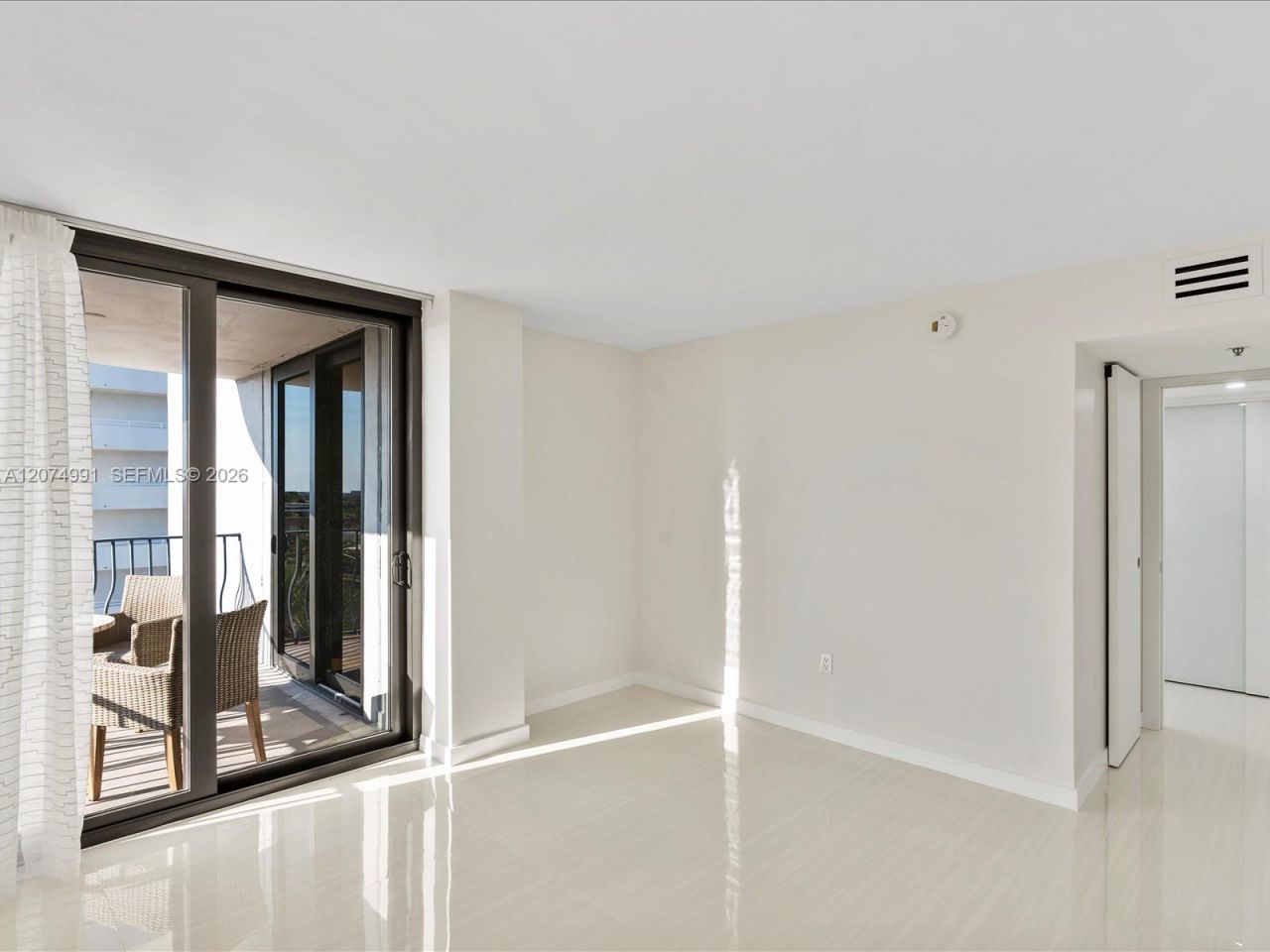 8877 Collins Ave , Unit 704, Surfside, FL 33154 Photo