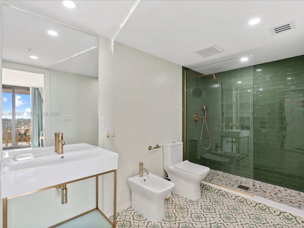 8877 Collins Ave , Unit 704, Surfside, FL 33154 Photo