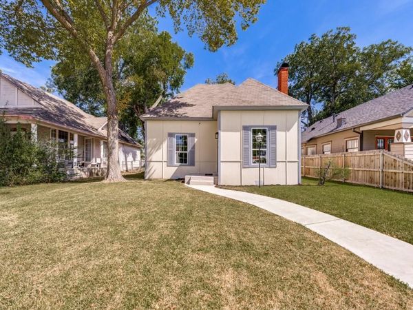 917 W Sears Street, Denison, TX 75020
