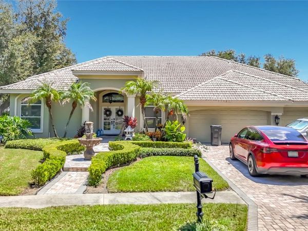5037 WESLEY DRIVE , TAMPA, FL 33647