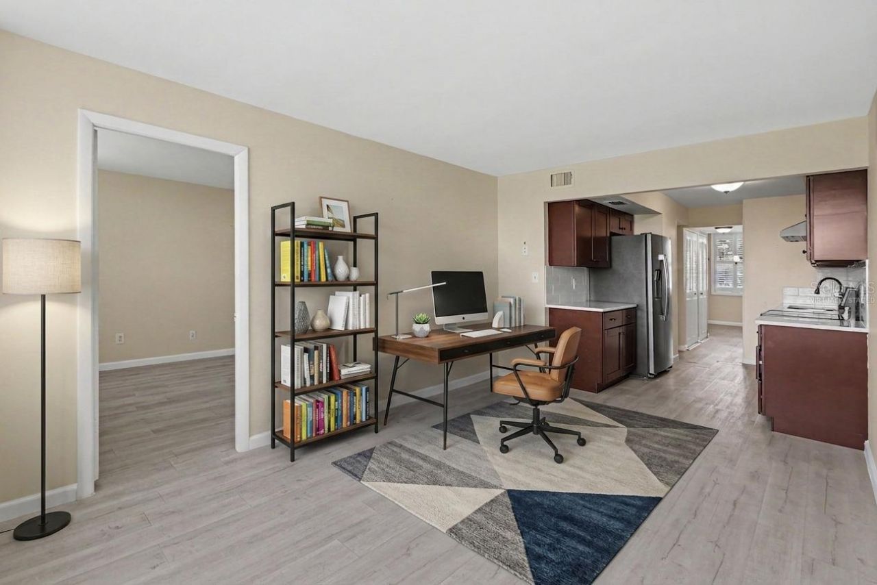 4720 Locust Street Ne, Unit 206, Saint Petersburg, FL 33703 Photo