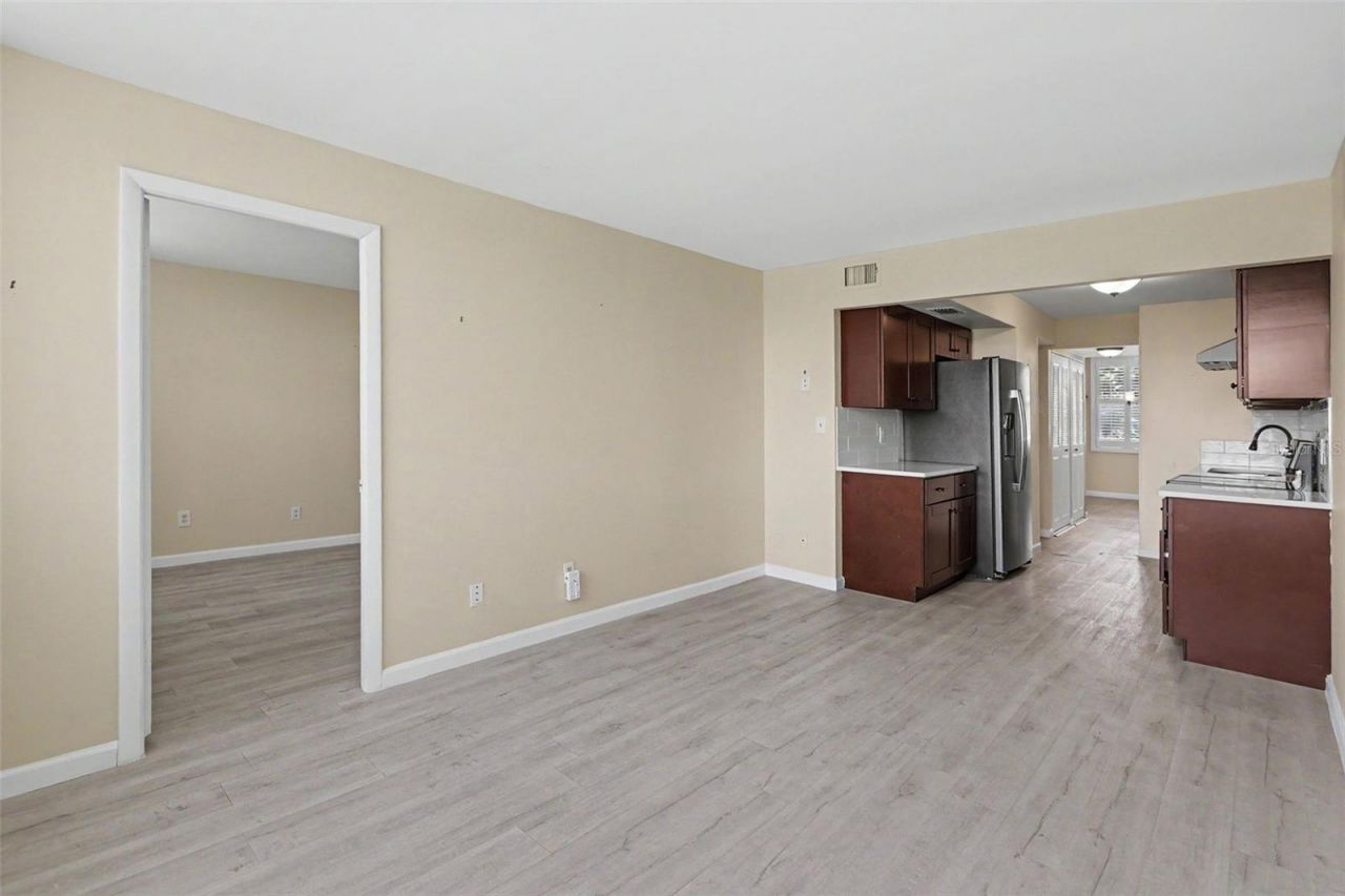 4720 Locust Street Ne, Unit 206, Saint Petersburg, FL 33703 Photo