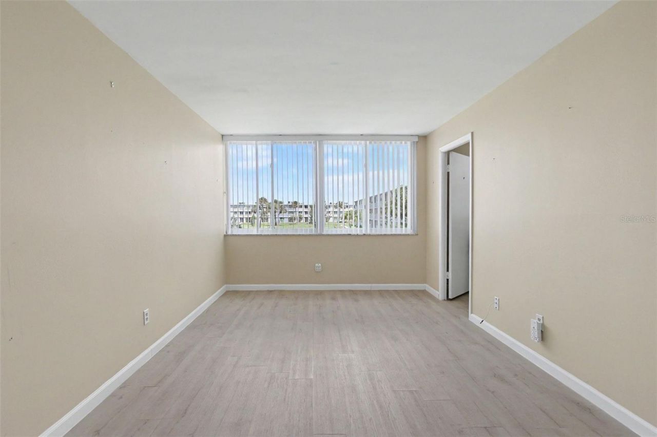 4720 Locust Street Ne, Unit 206, Saint Petersburg, FL 33703 Photo