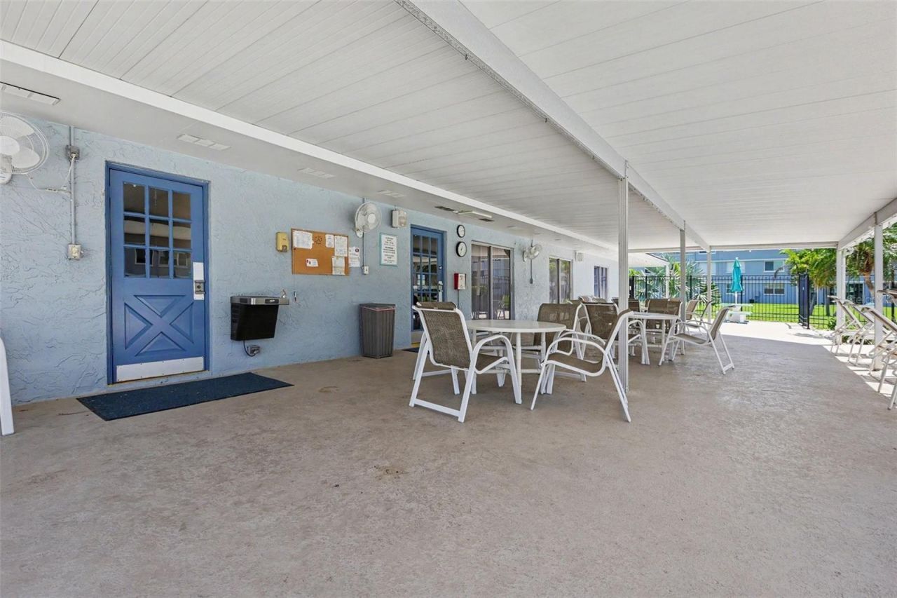 4720 Locust Street Ne, Unit 206, Saint Petersburg, FL 33703 Photo