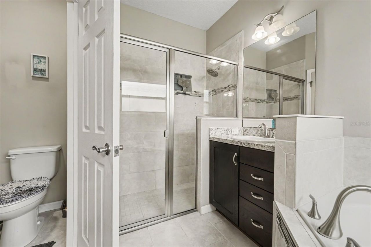 13144 Laurel Crest Court , Grand Island, FL 32735 Photo