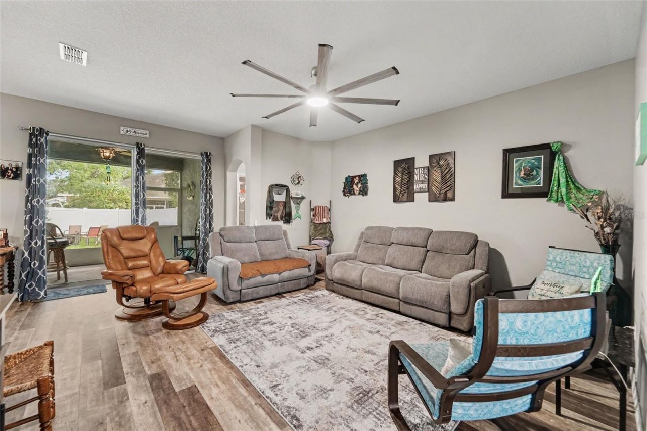 13144 Laurel Crest Court , Grand Island, FL 32735 Photo
