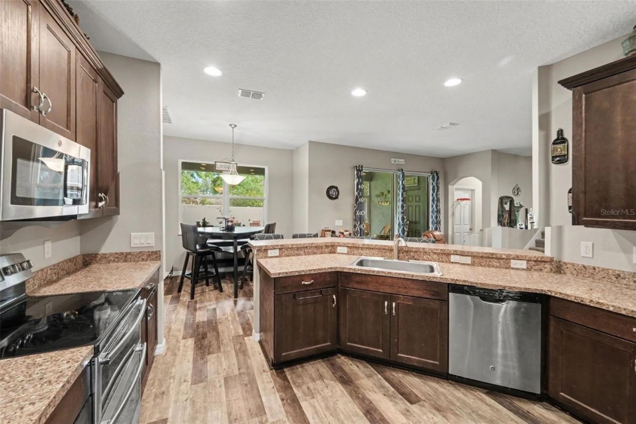 13144 Laurel Crest Court , Grand Island, FL 32735 Photo