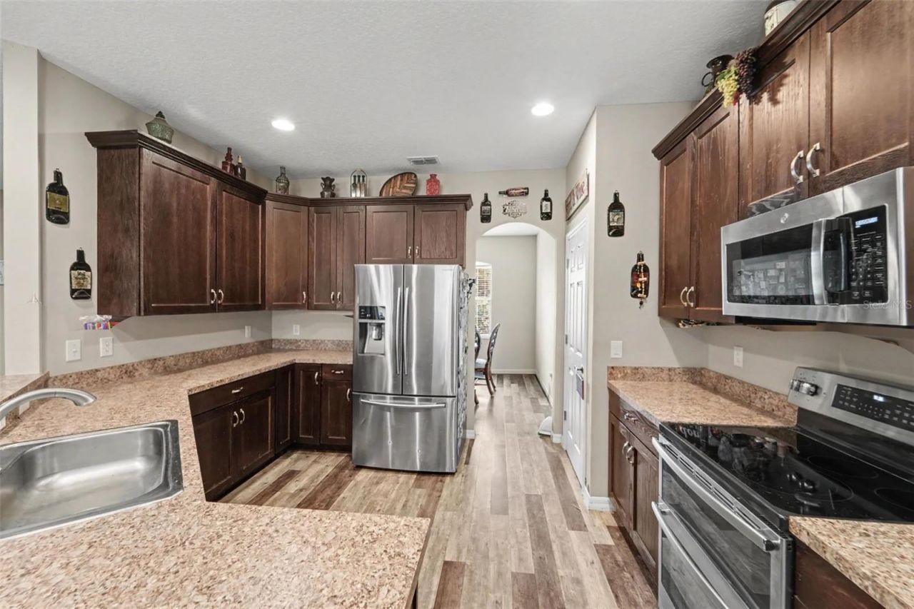 13144 Laurel Crest Court , Grand Island, FL 32735 Photo