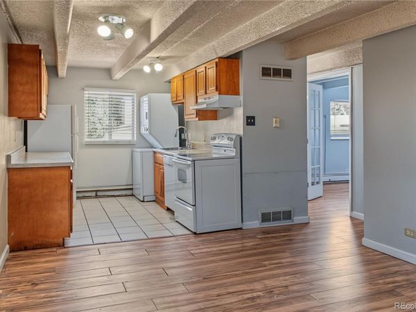 1180 Yosemite Street , Denver, CO 80220