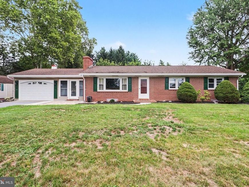 11 W Larch Street, Annville, PA 17003 Main Photo
