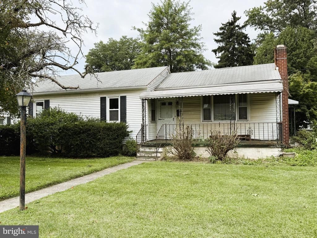525 GRANT PLACE , FREDERICK, MD 21702