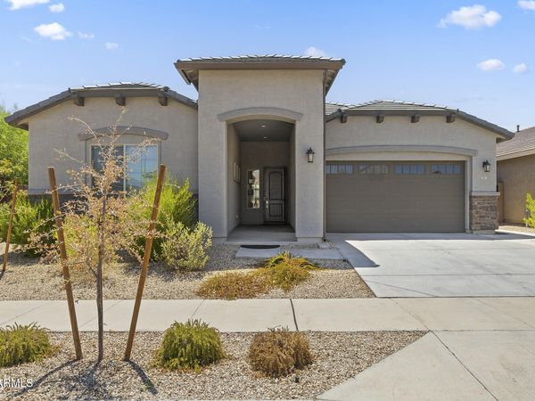 18931 W LAUREL Lane, Surprise, AZ 85388