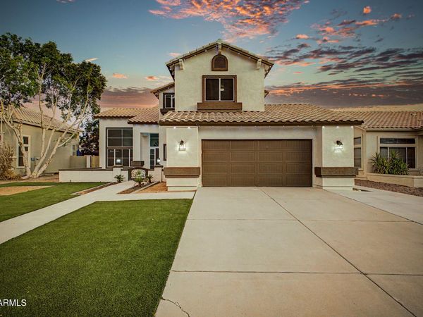 1557 E DOUGLAS Avenue, Gilbert, AZ 85234
