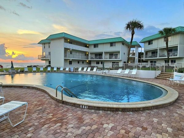 815 Ocean Shore Boulevard, Unit 10-A, Ormond Beach, FL 32176
