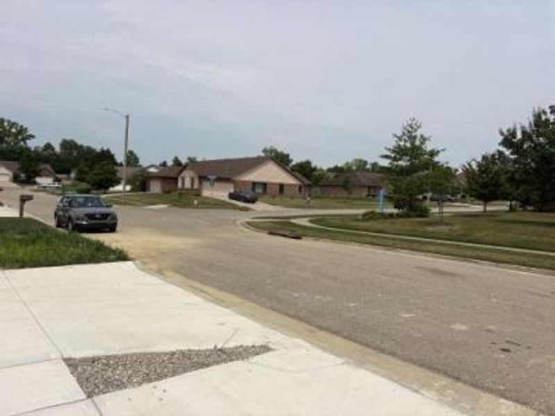 685 Waldsmith Way, Vandalia, OH 45377 Photo 2