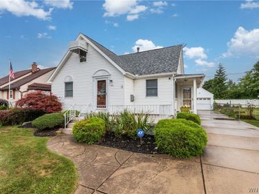 100 Greenfield Avenue, Buffalo, NY 14224