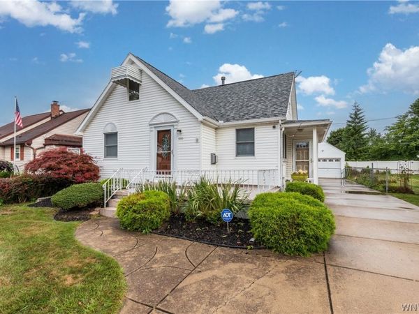 100 Greenfield Avenue , Buffalo, NY 14224