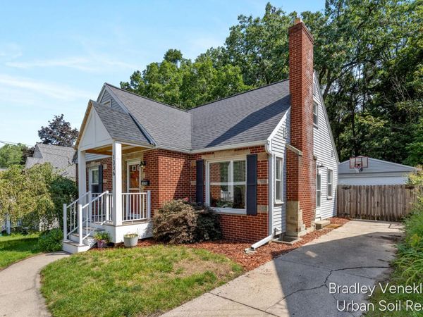1336 Philadelphia Avenue SE, Grand Rapids, MI 49506