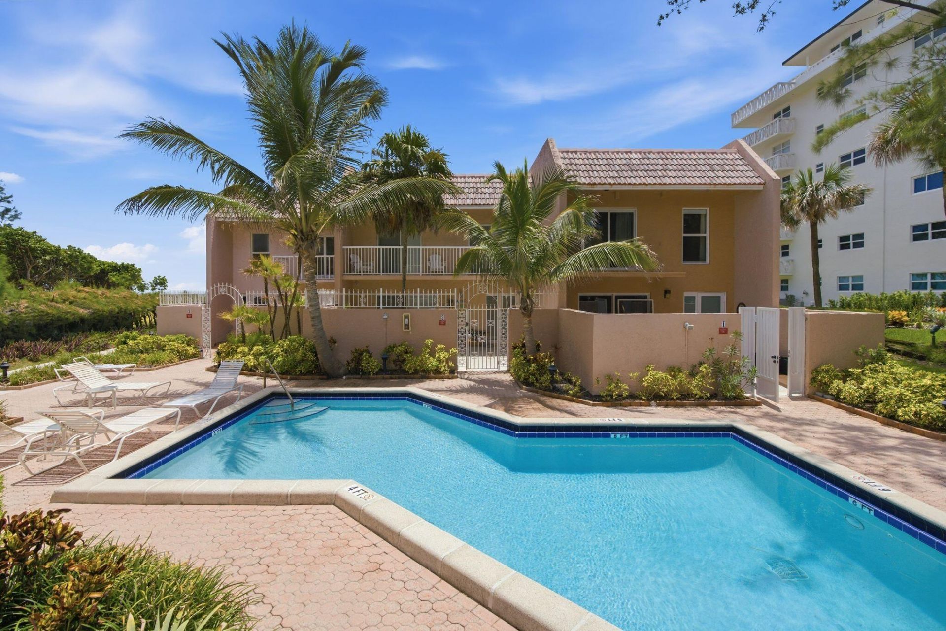 1173 Hillsboro Mile, Unit 2-2, Hillsboro Beach, FL 33062 Photo
