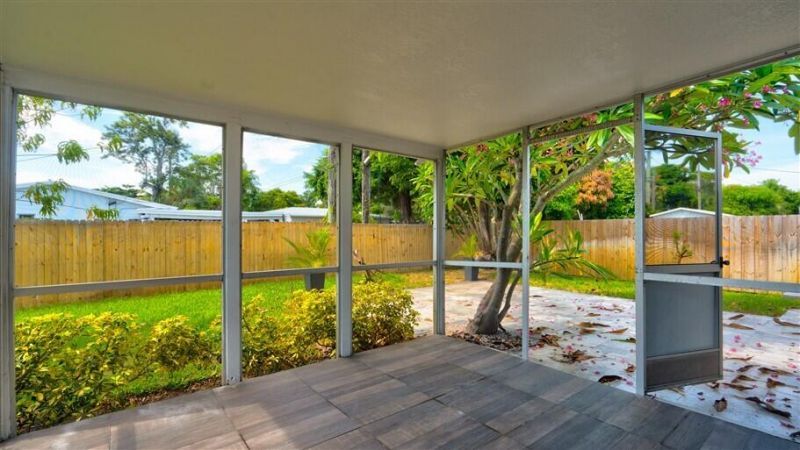 701 SE 1st Street, Boynton Beach, FL 33435 Photo
