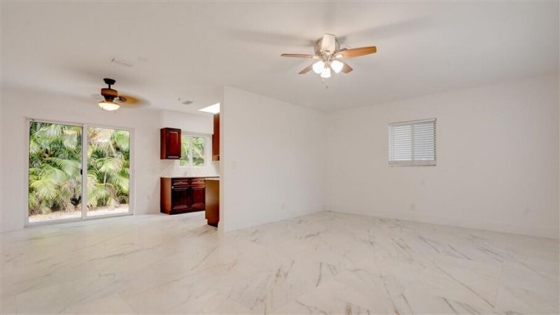 701 SE 1st Street, Boynton Beach, FL 33435 Photo