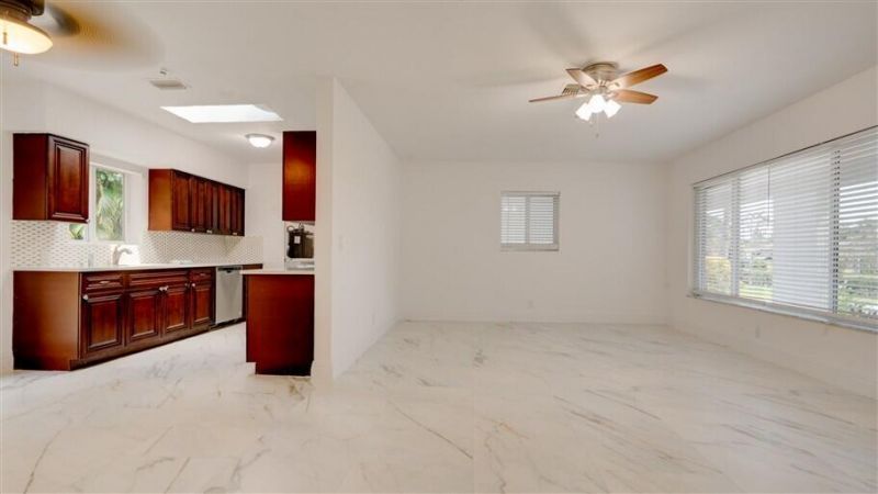 701 SE 1st Street, Boynton Beach, FL 33435 Photo
