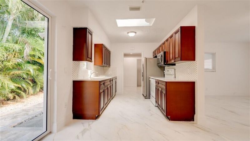 701 SE 1st Street, Boynton Beach, FL 33435 Photo
