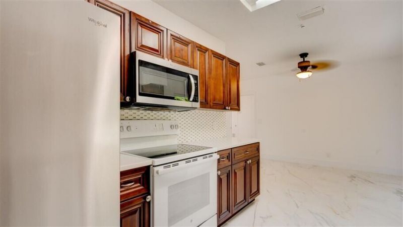 701 SE 1st Street, Boynton Beach, FL 33435 Photo