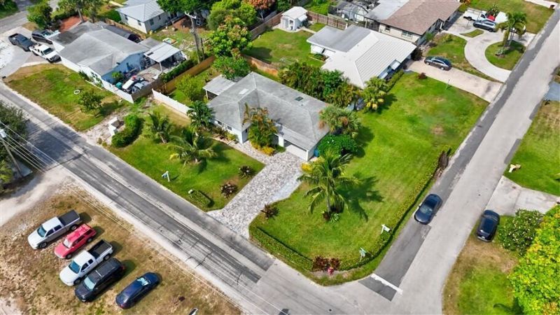 701 SE 1st Street, Boynton Beach, FL 33435 Photo