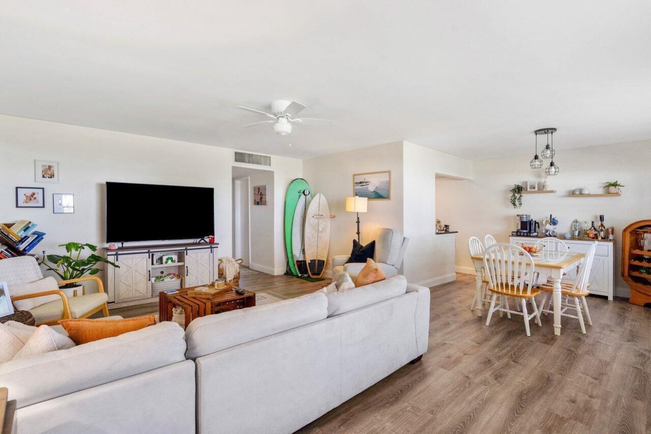 2455 NE 51st Street, Unit E102, Fort Lauderdale, FL 33308 Photo