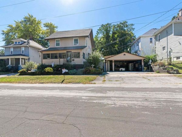 4316 9TH Avenue , Rock Island, IL 61201