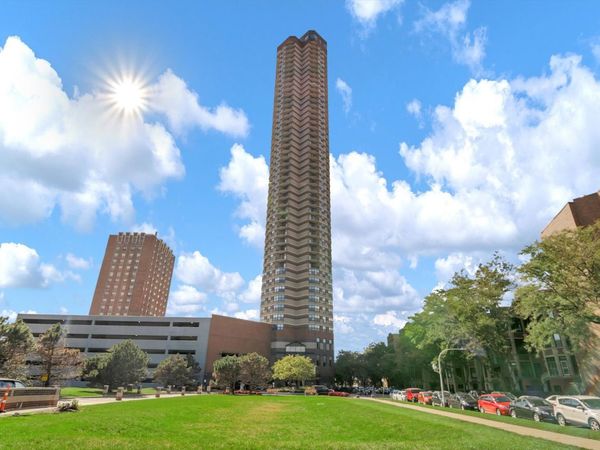 3660 N Lake Shore Drive , Unit 2401, Chicago, IL 60613