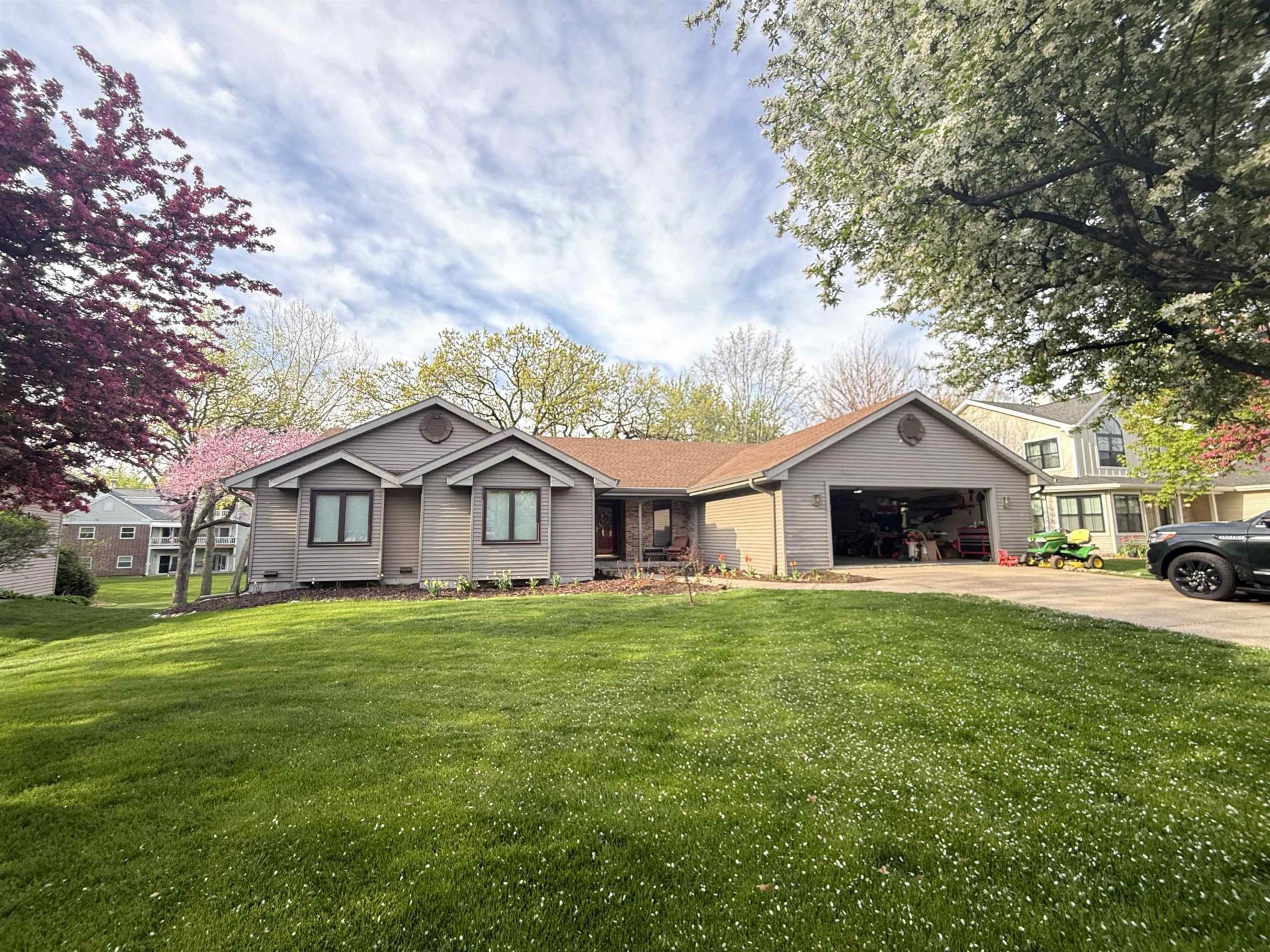 308 Fox Circle, Cottage Grove, WI 53527 Main Photo