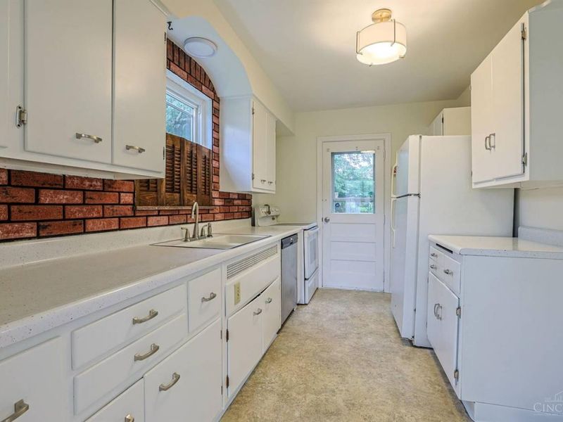 4712 Basil Lane, Delhi Township, OH 45238 Photo 13