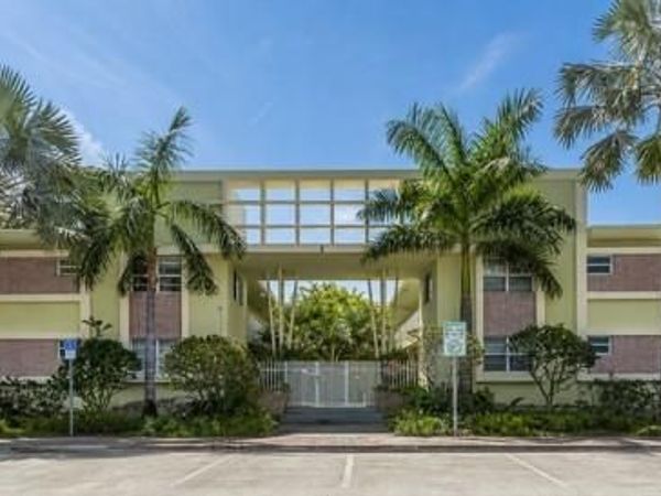 350 S Shore Dr , Unit 15, Miami Beach, FL 33141