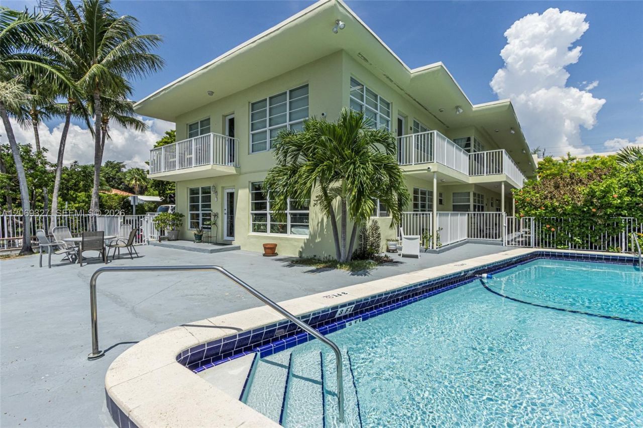 350 S Shore Dr, Unit 15, Miami Beach, FL 33141 Photo