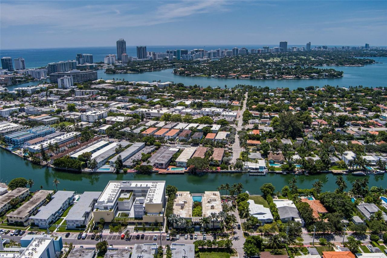350 S Shore Dr, Unit 15, Miami Beach, FL 33141 Photo