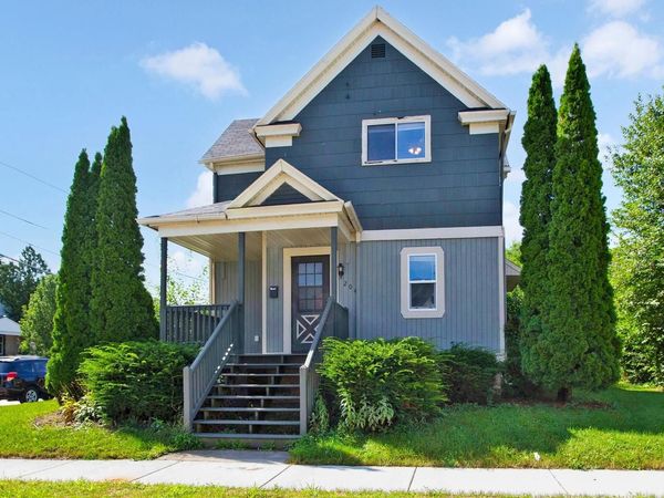 204 8TH STREET, Fond Du Lac, WI 54935