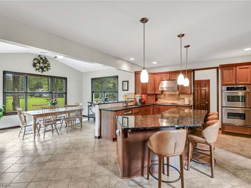 33564 Augusta Way, Avon, OH 44011 Photo 3