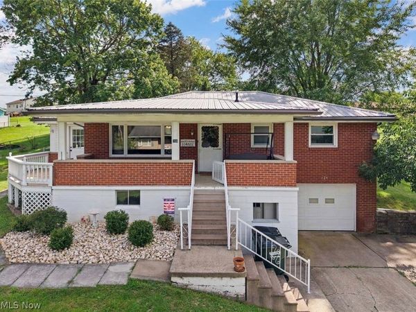 706 Overlook Drive , Wintersville, OH 43953